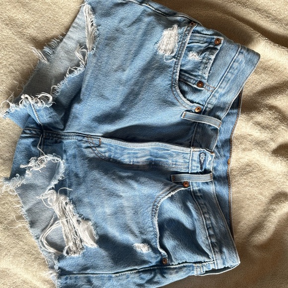 Levi’s denim shorts - Picture 1 of 1